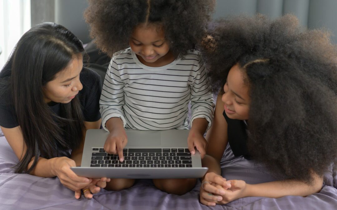 Ten-year-old twins make their Ideas come true with Microsoft Power Apps